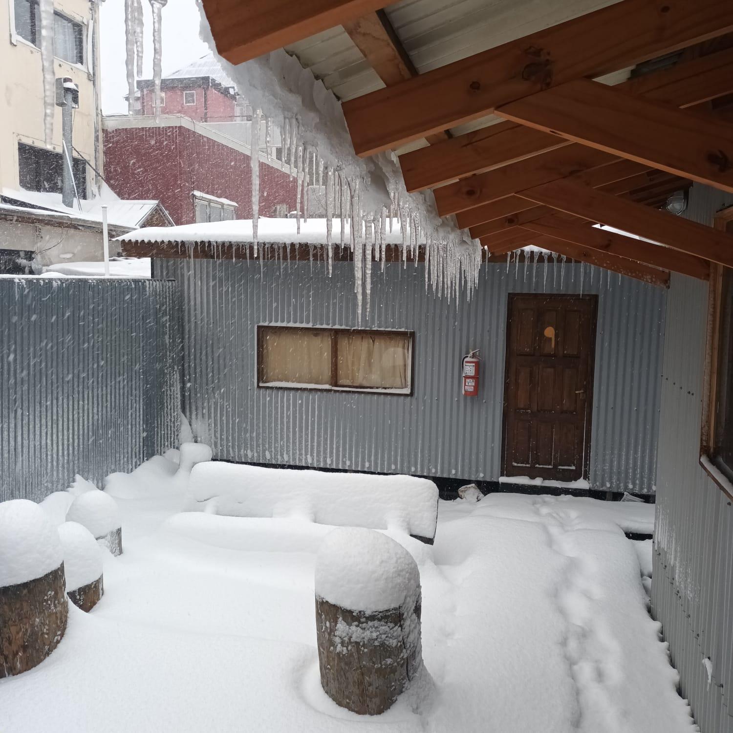 Hostel Cruz Del Sur Ushuaia Ngoại thất bức ảnh