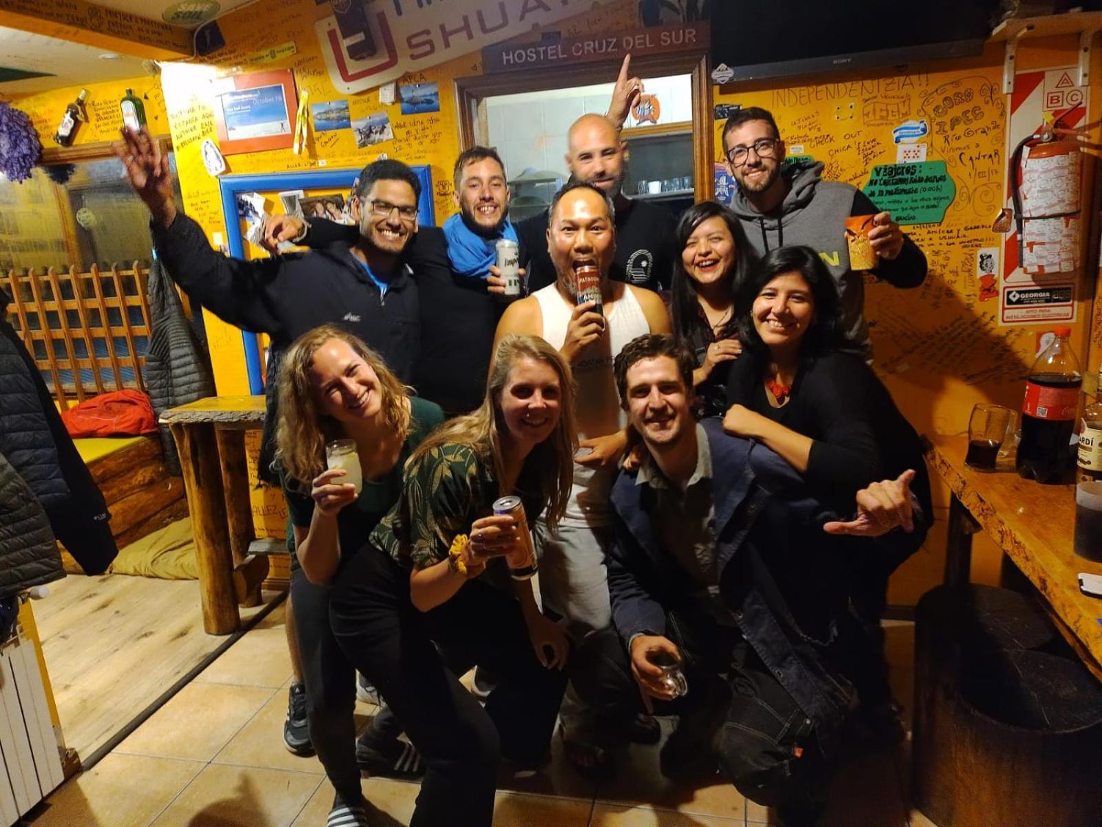 Hostel Cruz Del Sur Ushuaia Ngoại thất bức ảnh