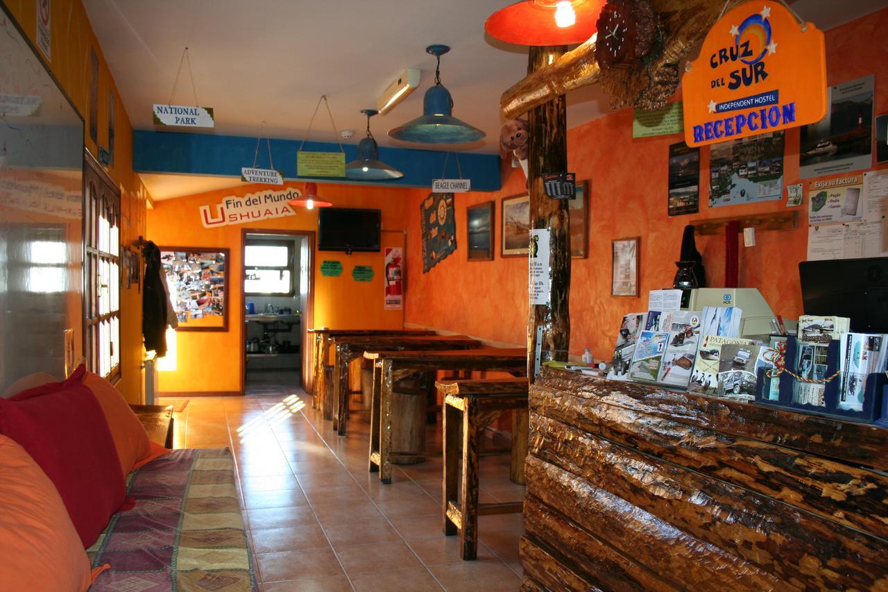 Hostel Cruz Del Sur Ushuaia Ngoại thất bức ảnh