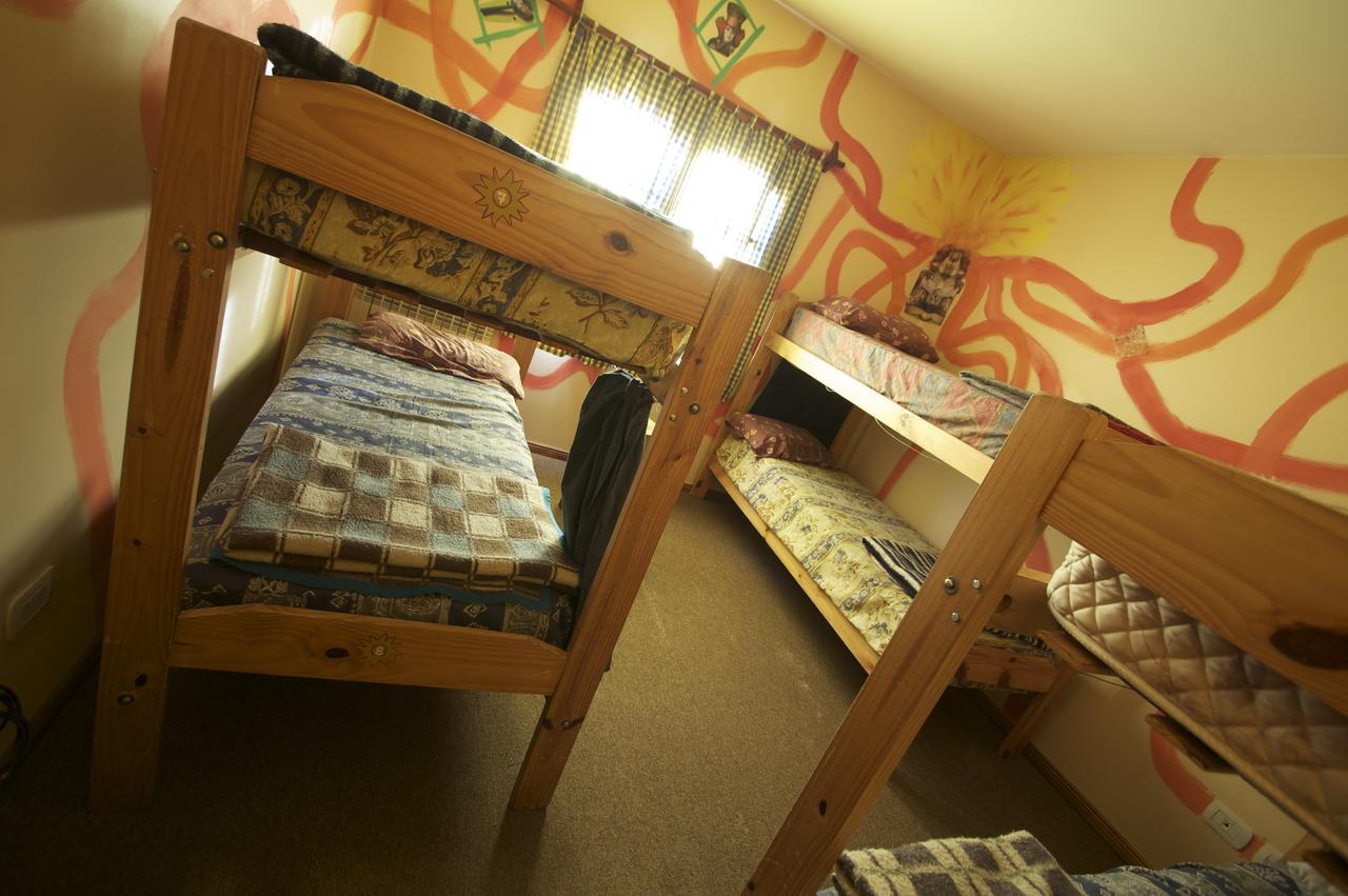 Hostel Cruz Del Sur Ushuaia Ngoại thất bức ảnh